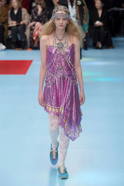Look 31